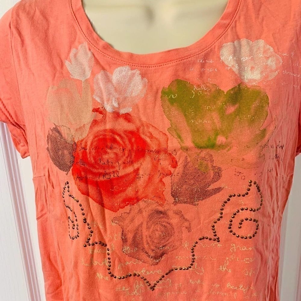H&M MAMA Floral Embellished Top! ❤️ - Picture 3 of 3
